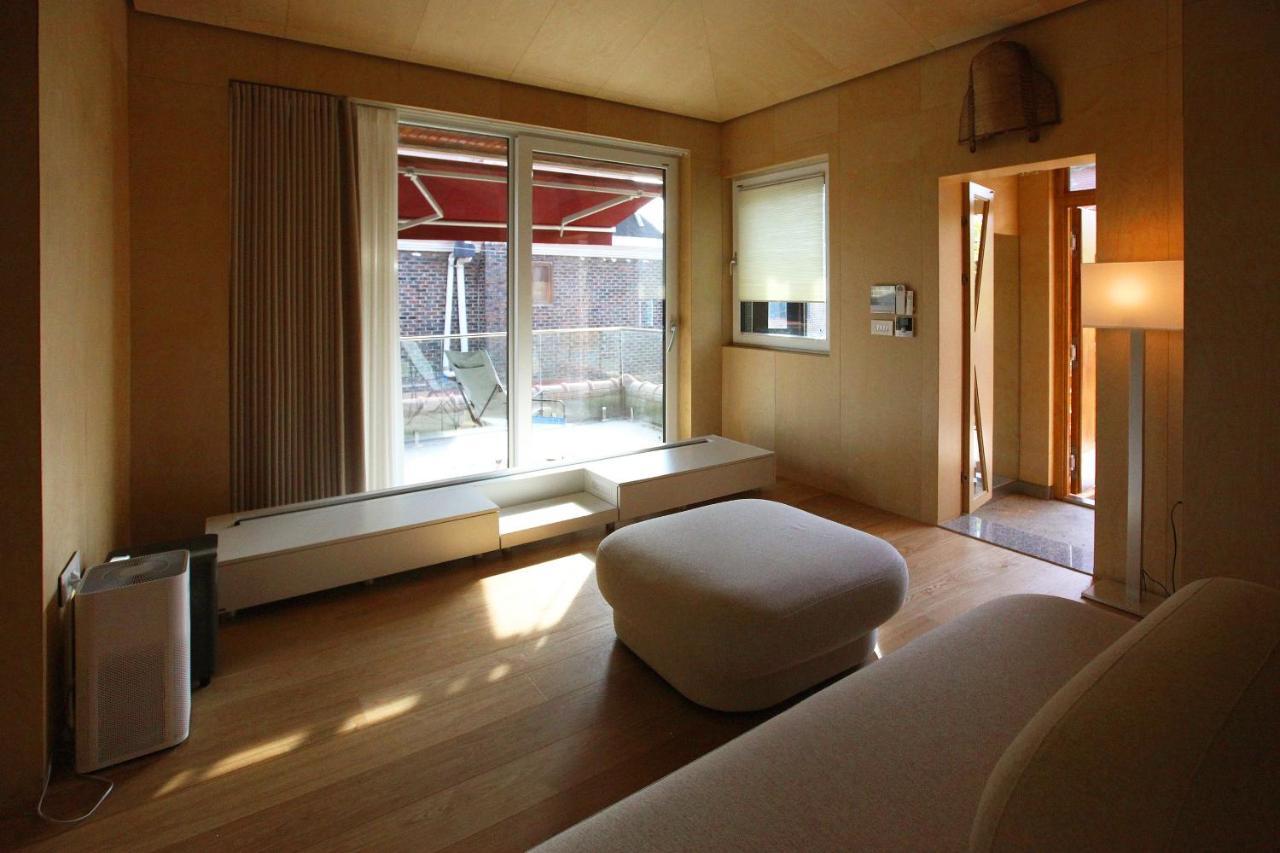 Entire Apartment Or Single Rooms In Homegarden Park Near Camp Humprehys Pyeongtaek Ngoại thất bức ảnh