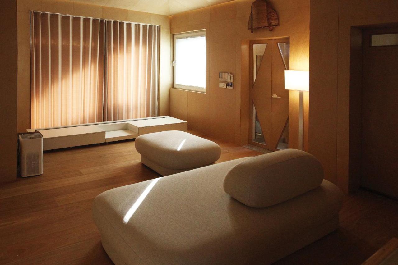Entire Apartment Or Single Rooms In Homegarden Park Near Camp Humprehys Pyeongtaek Ngoại thất bức ảnh